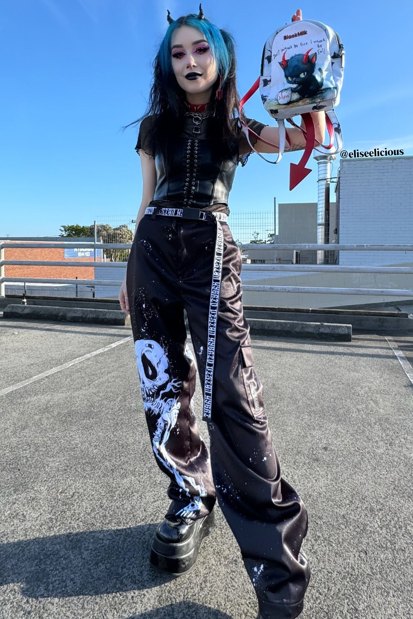 skulls-cargo-pants-wanna-be-