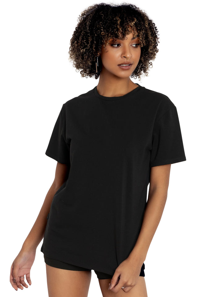 black boyfriend tee