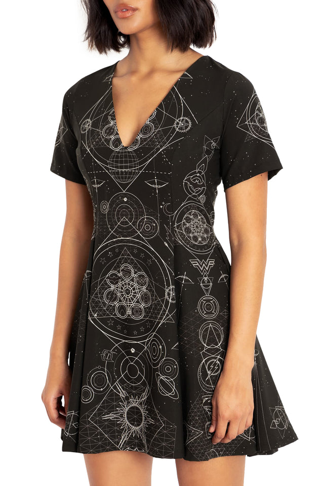 DC Ometry Evil V Dress Print