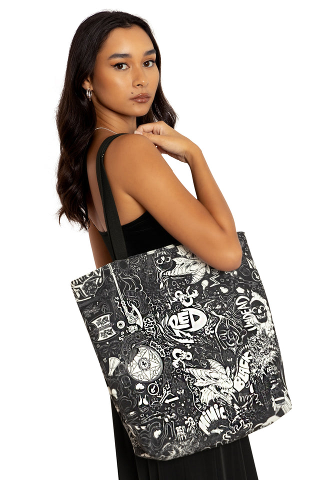 DD Graffiti Tote Bag Side