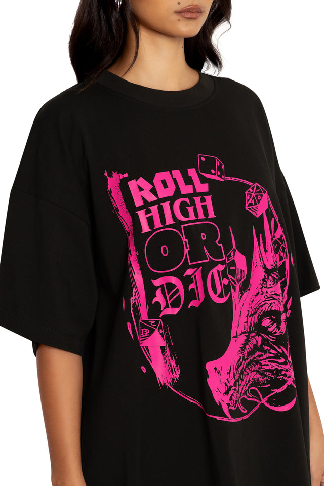 BlackMilk Clothing x Dungeons & Dragons - Dungeons And Dragons Roll High Or Die Oversized Tee - Dungeons & Dragons Merchandise - Collaboration apparel - Licenced.