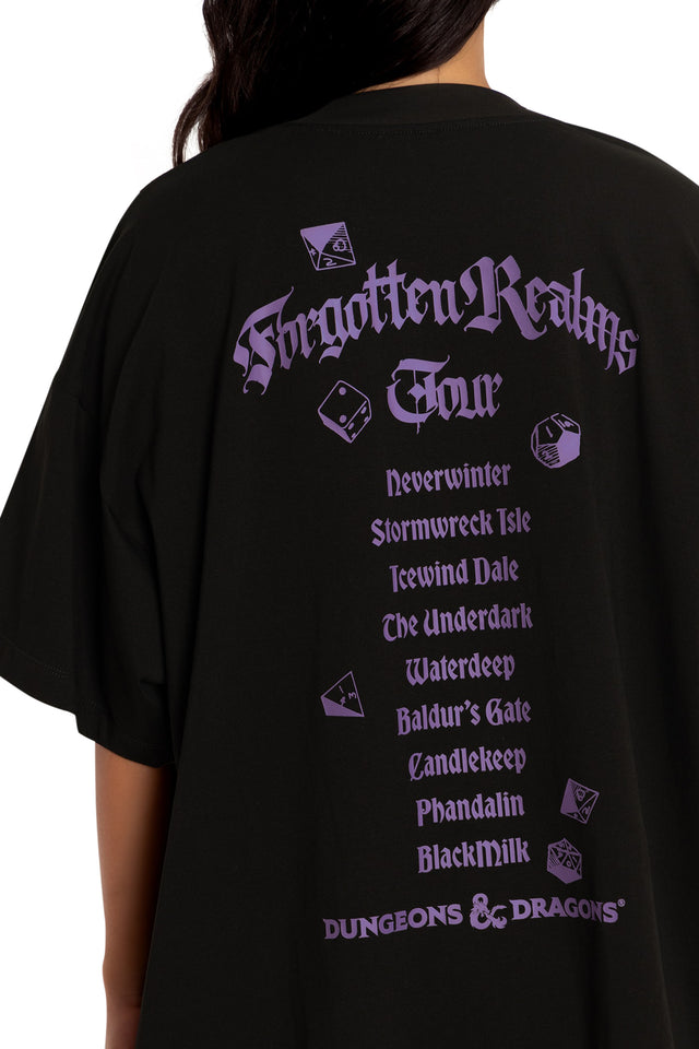 Dungeons And Dragons Roll High Or Die Oversized Tee Closeup