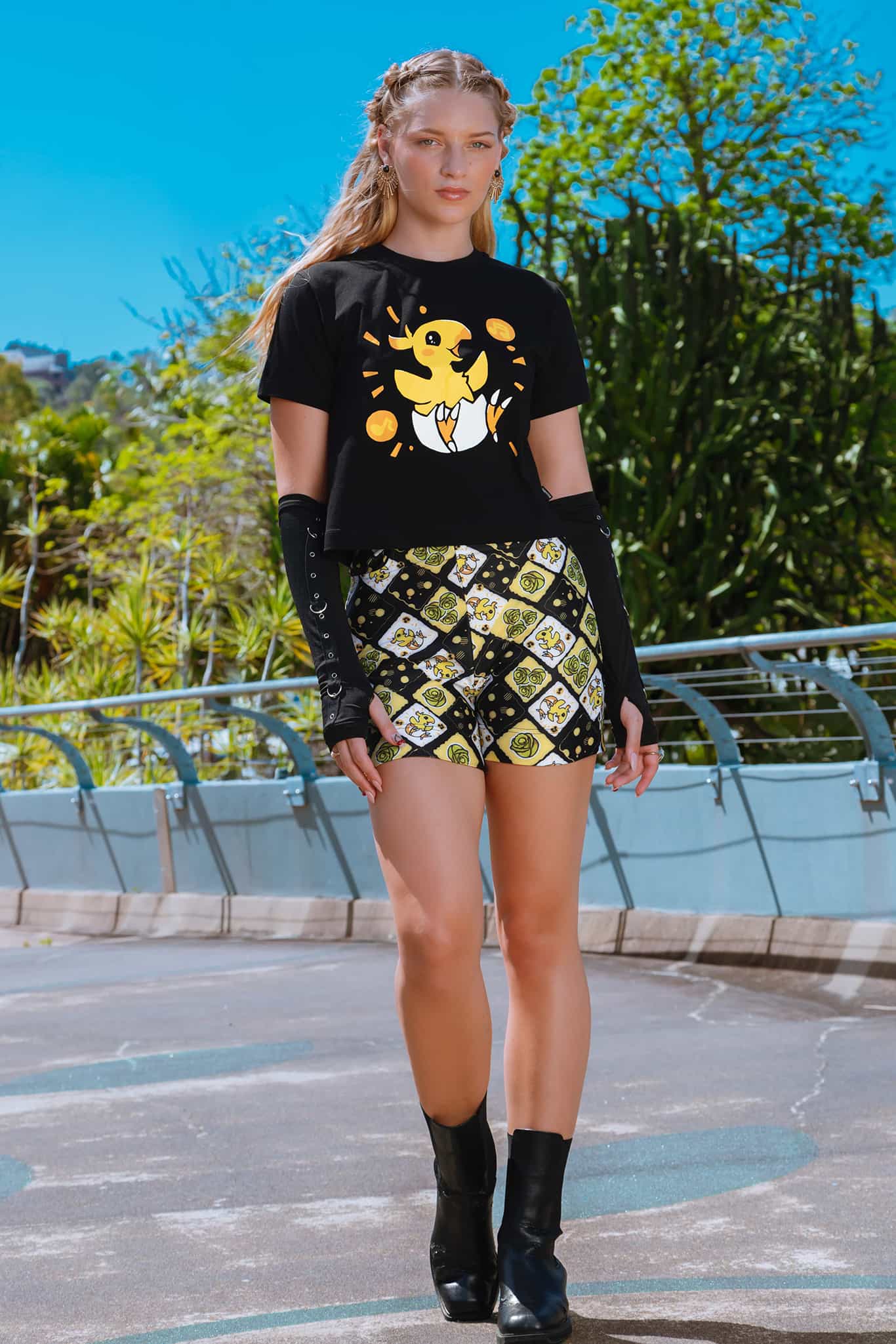 Chocobo High Waisted Pocket Shorts - Limited – BlackMilk Chocobo High Waisted Pocket Shorts - Limited – BlackMilk