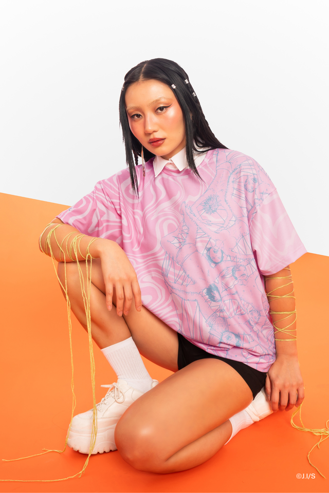 Junji Ito x BlackMilk All Together oversized Big Tee inspired by Venus in the Blind Spot, pink graphic manga t-shirt with blue linework horror artwork.