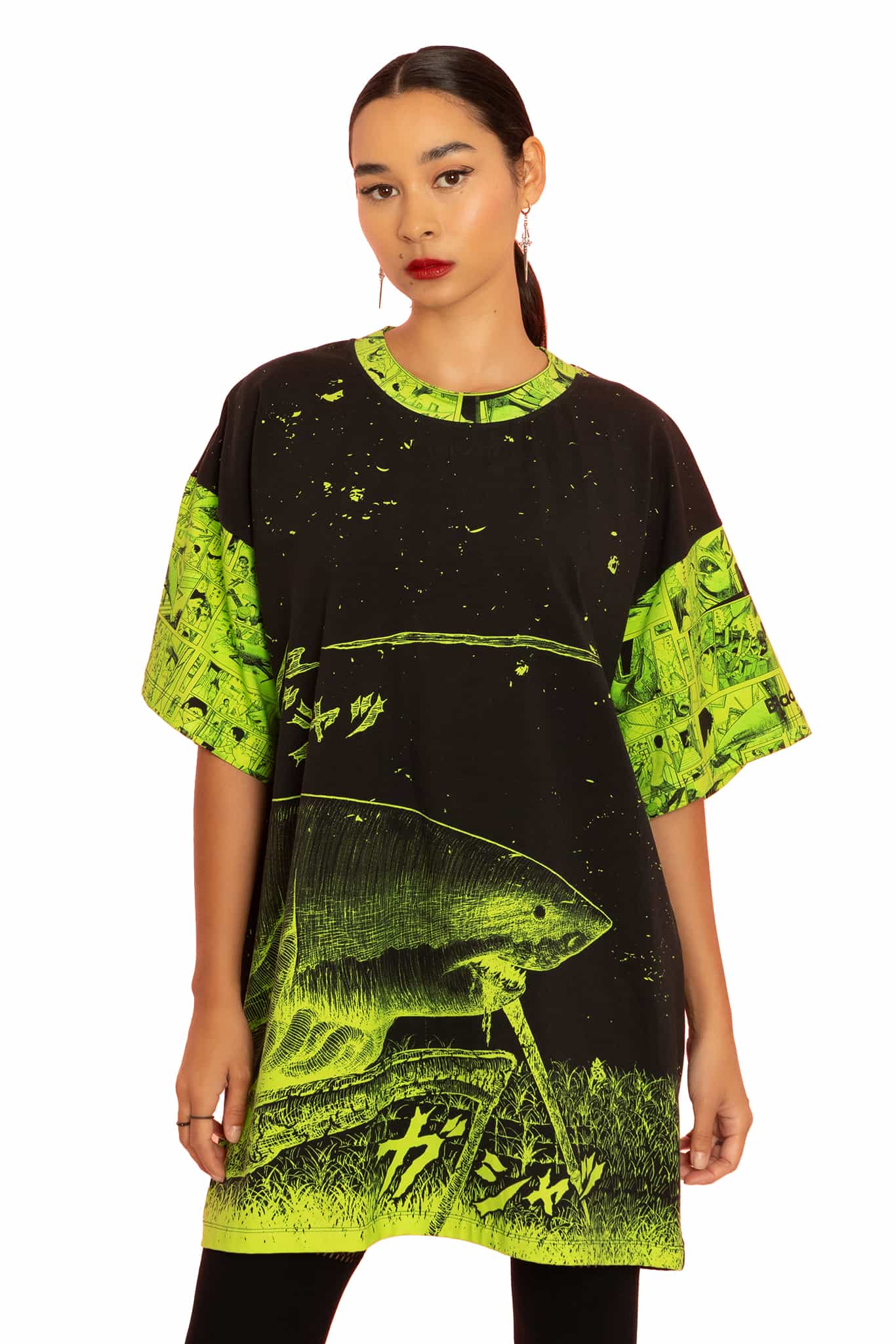 Shark Attack Giant Tee – BlackMilk Clothing