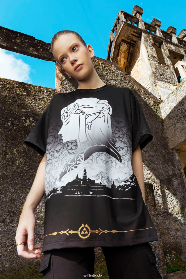 BlackMilk Clothing x Nintendo The Legend Of Zelda - Princess Zelda And Link Big Tee - The Legend of Zelda Merchandise - Collaboration apparel - Licenced.