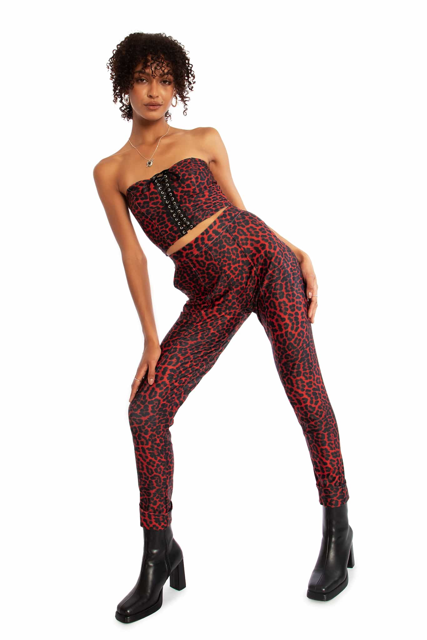 MILK レッドカーペットdress ブラック Claws Out Red Matte Cuffed Pants - Limited – BlackMilk Clothing