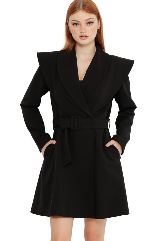 Silhouettes Black Coat