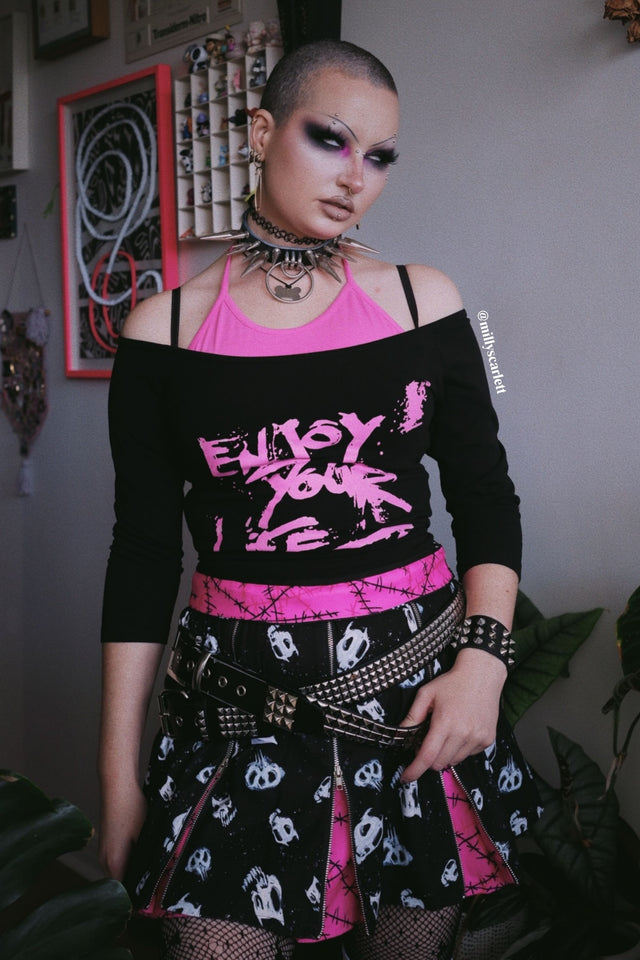 Skulls vs Barbed Wire Zip Mini Skirt