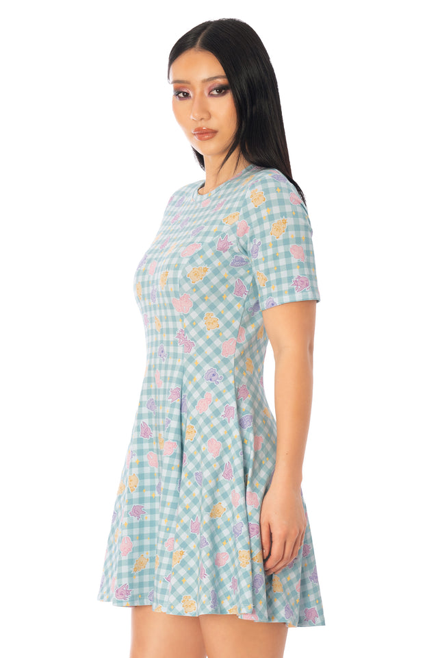 Additional product photograph 3 of the League of Legends K/DA x BlackMilk oversized black cotton tee dress featuring cute mascot symbols for Ahri, Akali, Evelynn and Kai’Sa.
