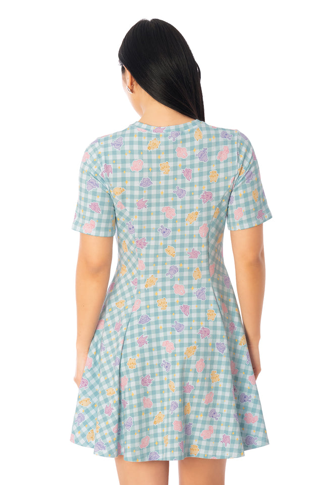 Additional product photograph 4 of the League of Legends K/DA x BlackMilk oversized black cotton tee dress featuring cute mascot symbols for Ahri, Akali, Evelynn and Kai’Sa.