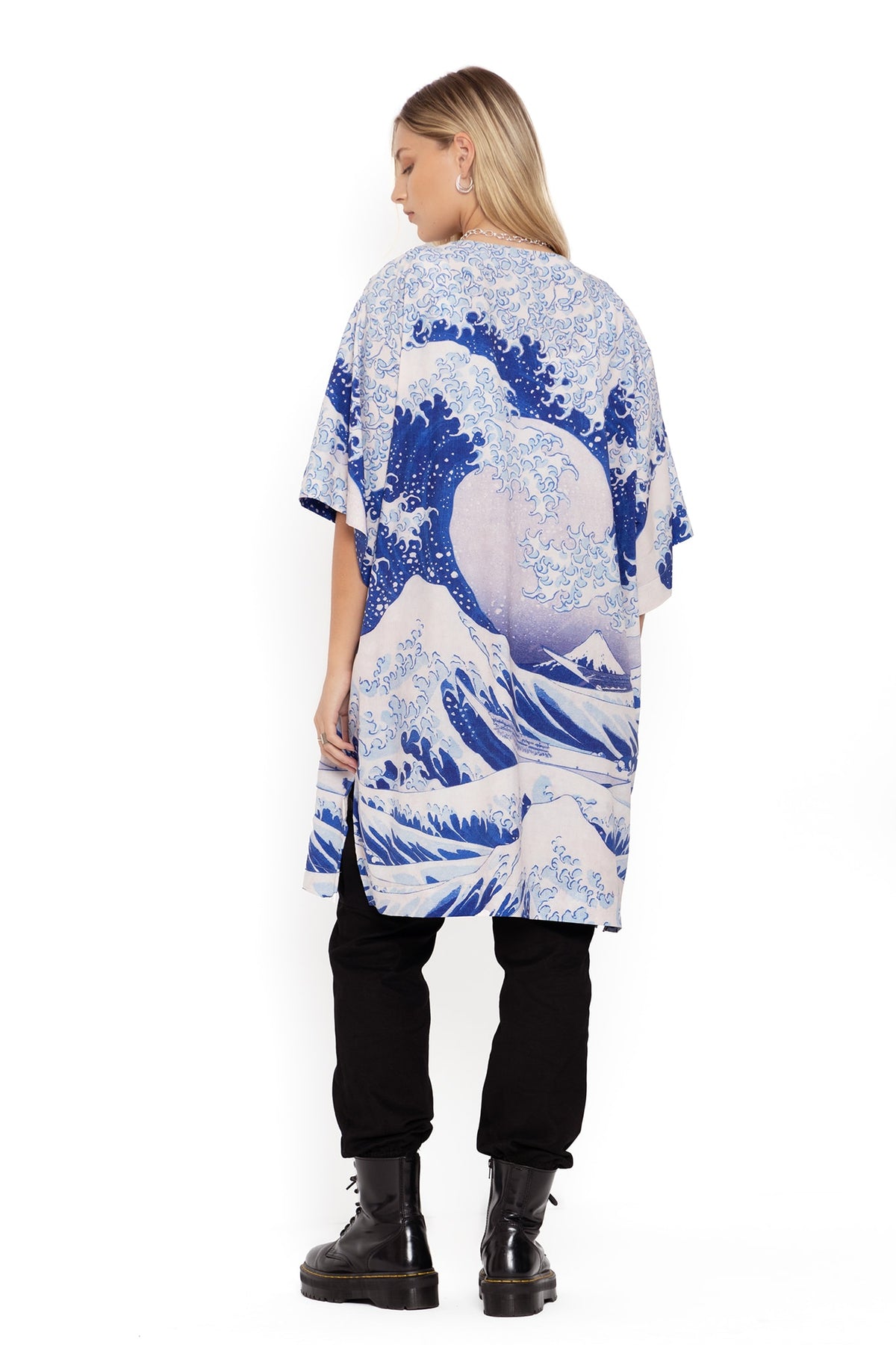 The Great Wave Robe - Limited – BlackMilk Clothing