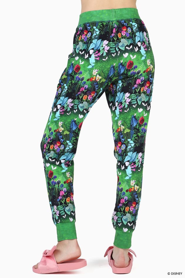 https://blackmilkclothing.com/media/catalog/product/2/0/2018.11.2125195_1.jpg?quality=80&fit=cover&height=945&width=630