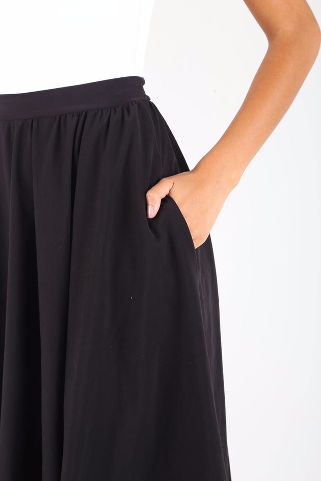 Classier Act Pocket Midi Skirt - Limited