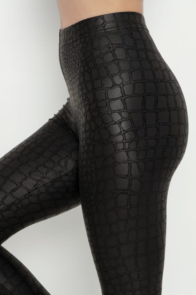 Black Crocodile Print Leggings –