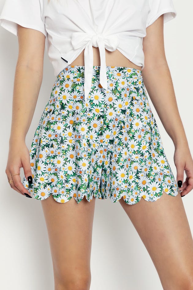 Daisy Chain Shorties - Limited