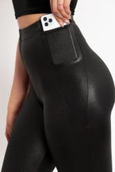 You can't have her all - THE BLACKMILK LEGGINGS REVIEW - Lydia