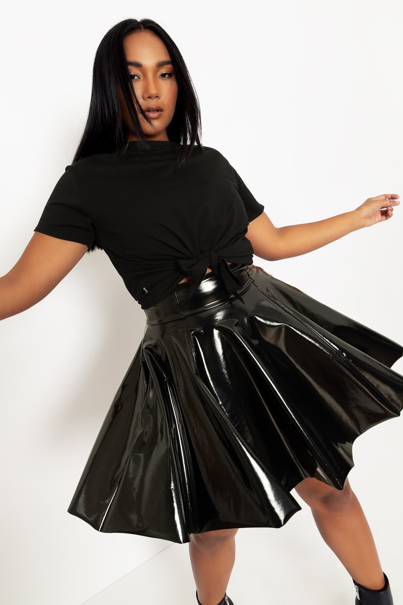 Amazon.com: LYANER Women's Satin Ruffle Hem High Waist Fishtail Bodycon  Mini Short Skirt Dark Green X-Small : Clothing, Shoes & Jewelry
